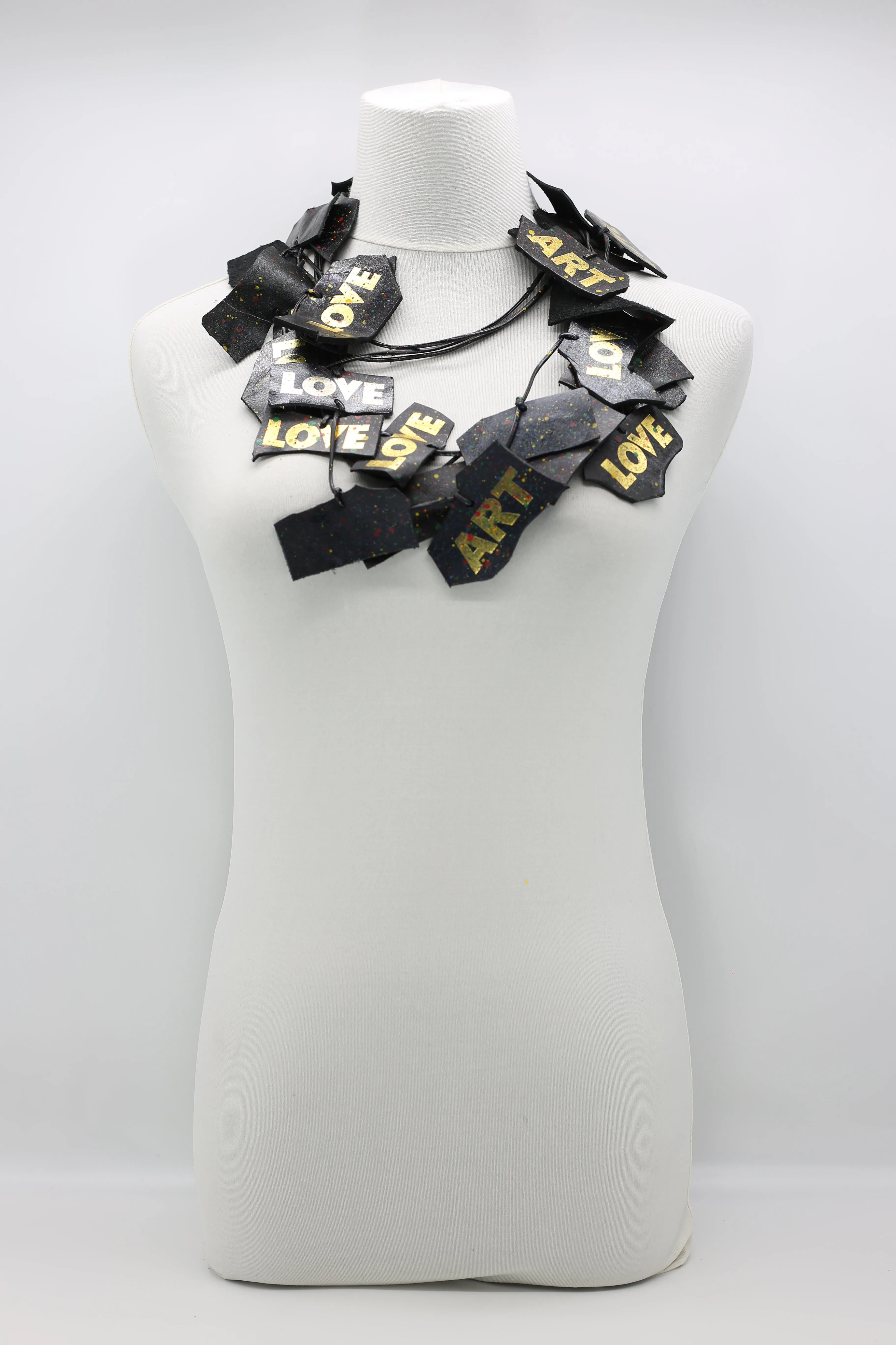 ART & LOVE Recycled leather necklace