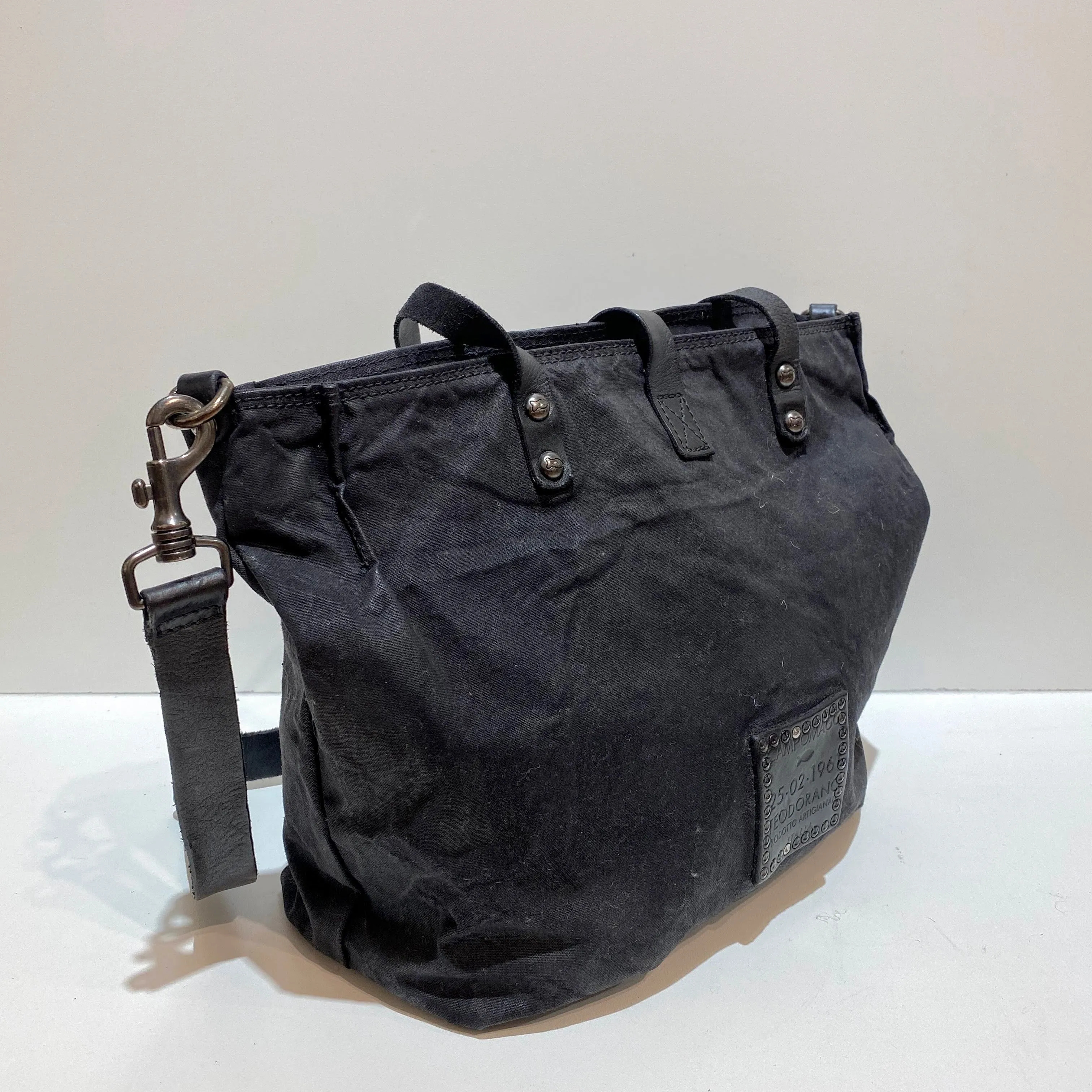 BLACK CANVAS BAG
