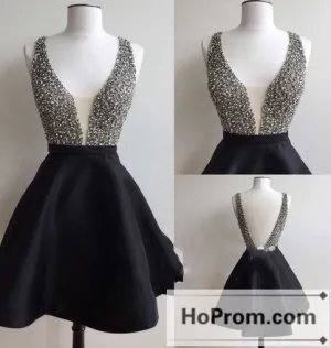 Black Sleeveless A-Line Prom Dresses Homecoming Dresses