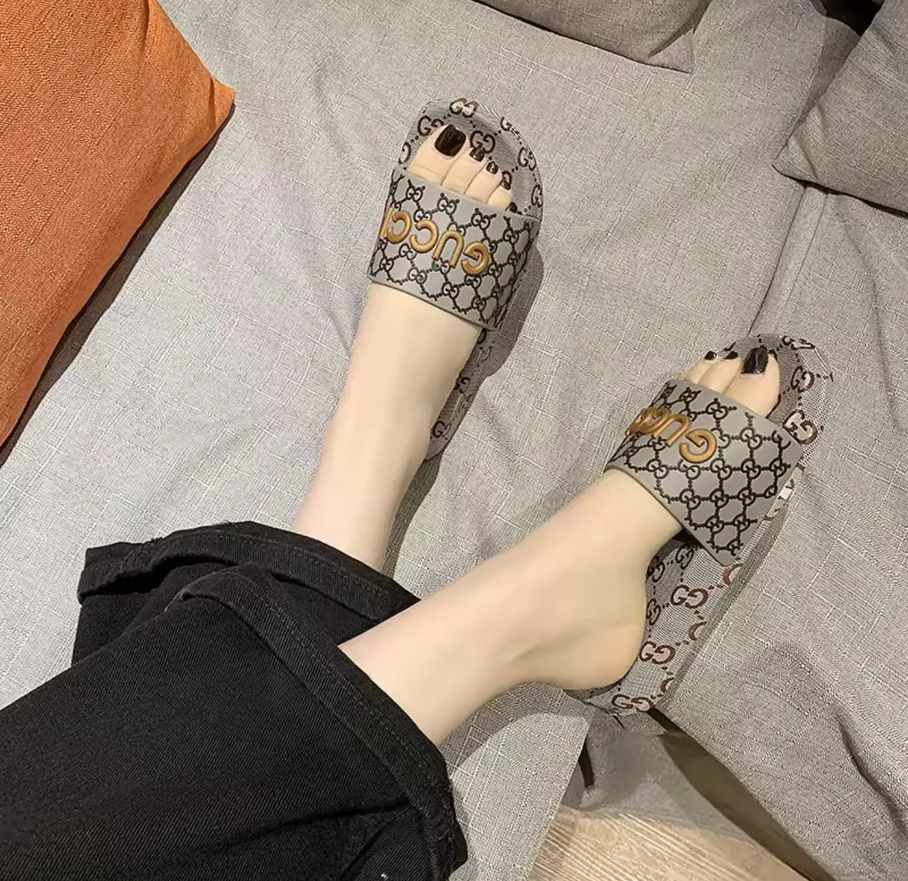 Ccci slippers