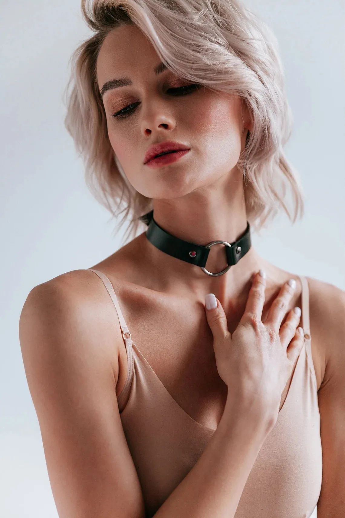 Choker "Orbis" with leash