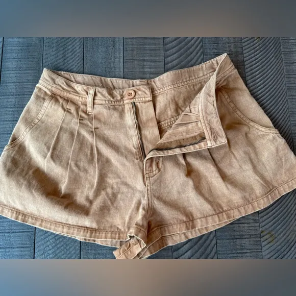 Free People Pleated Rust Short Women’s Size 4 (NWOT)