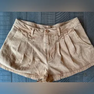 Free People Pleated Rust Short Women’s Size 4 (NWOT)