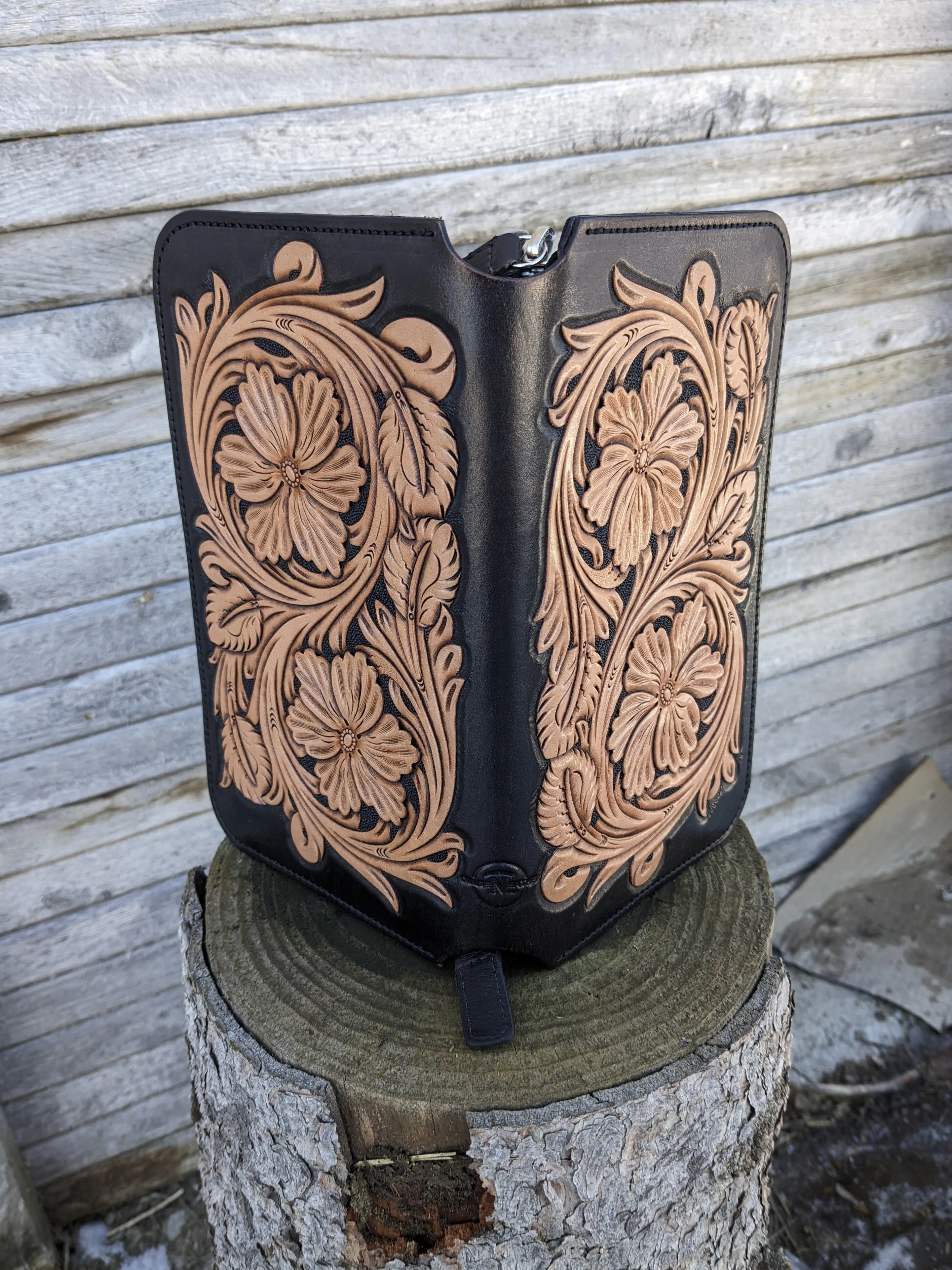 Large Clutch