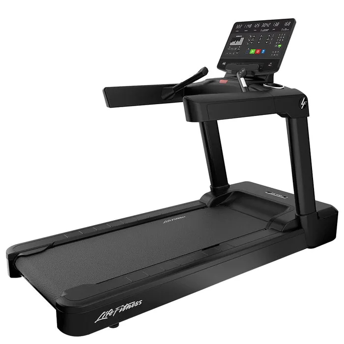 Life Fitness Club Series  Treadmill SL and SE4