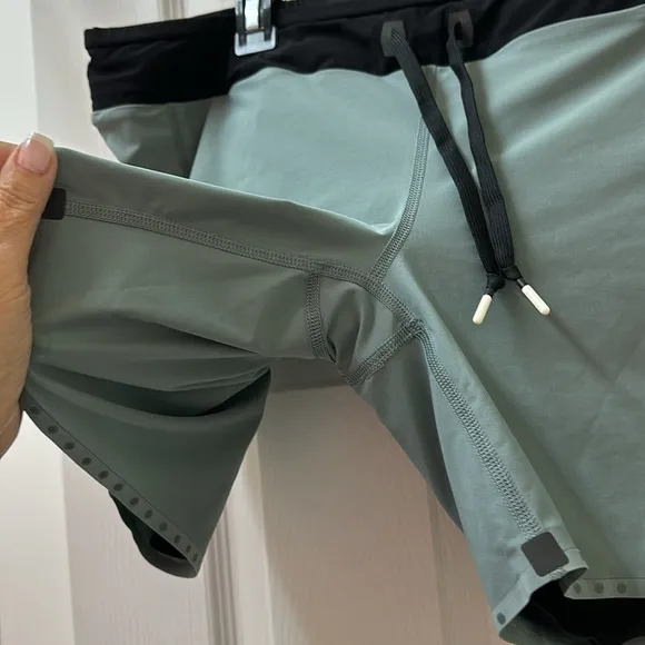 LIKE NEW! ON Running Short 3” Black
