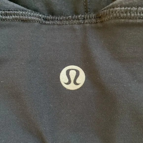 Lululemon Free To Be Moved Bra Women’s Size 4 Black