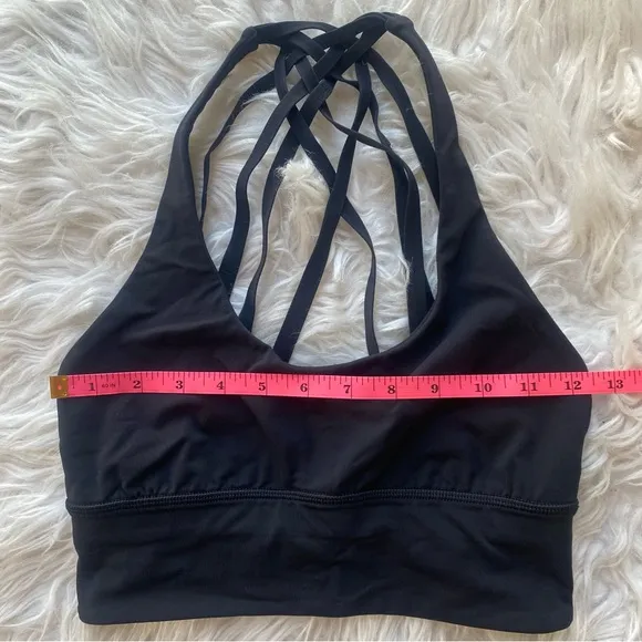 Lululemon Free To Be Moved Bra Women’s Size 4 Black