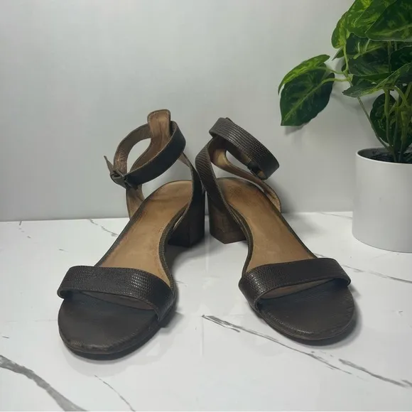 Madewell Women’s Alice Ankle Strap Mid Heel Open Toe Sandal Heel Python Size 8.5