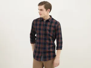 Men Checked Spread Collar Shirt