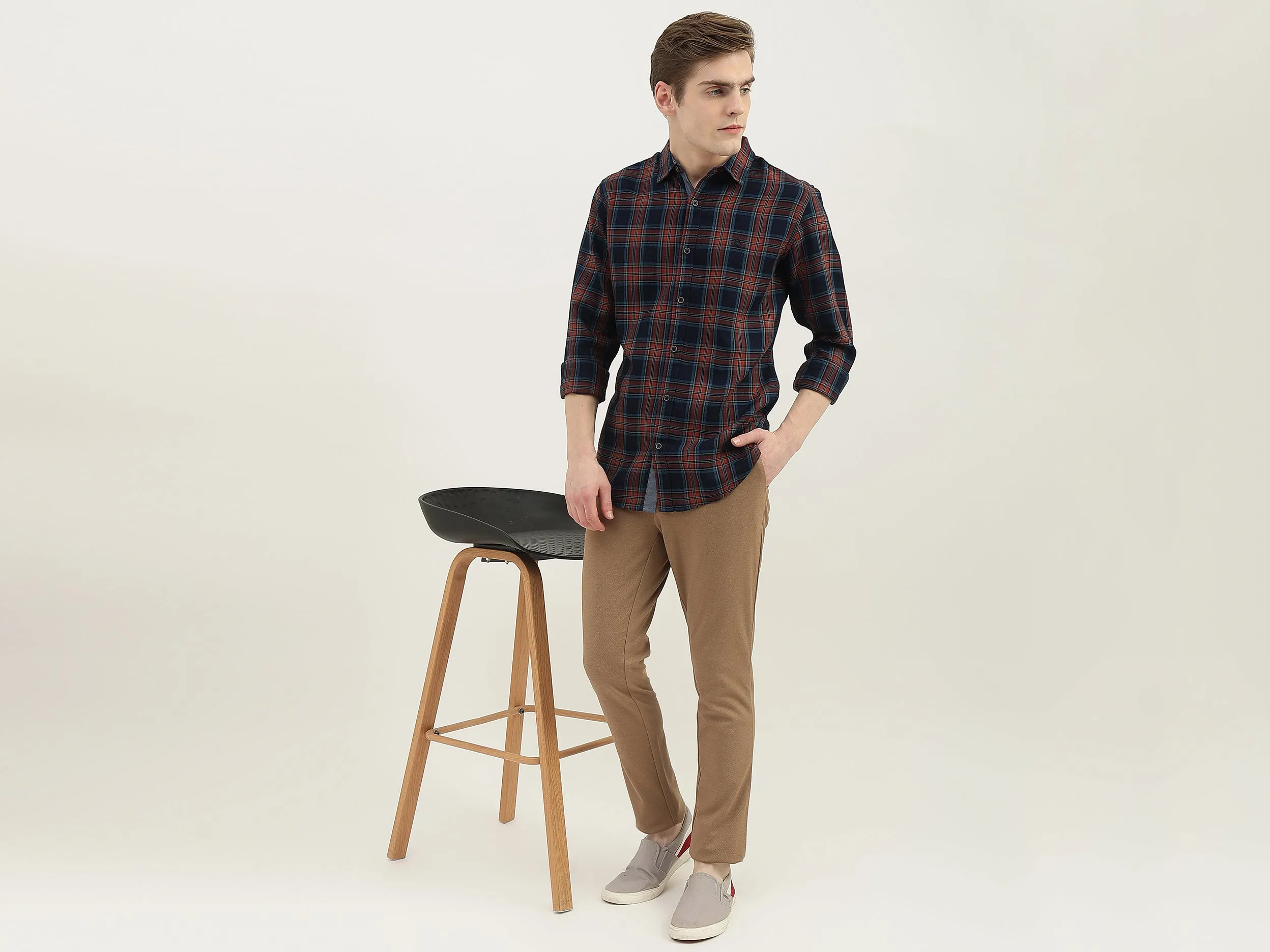 Men Checked Spread Collar Shirt