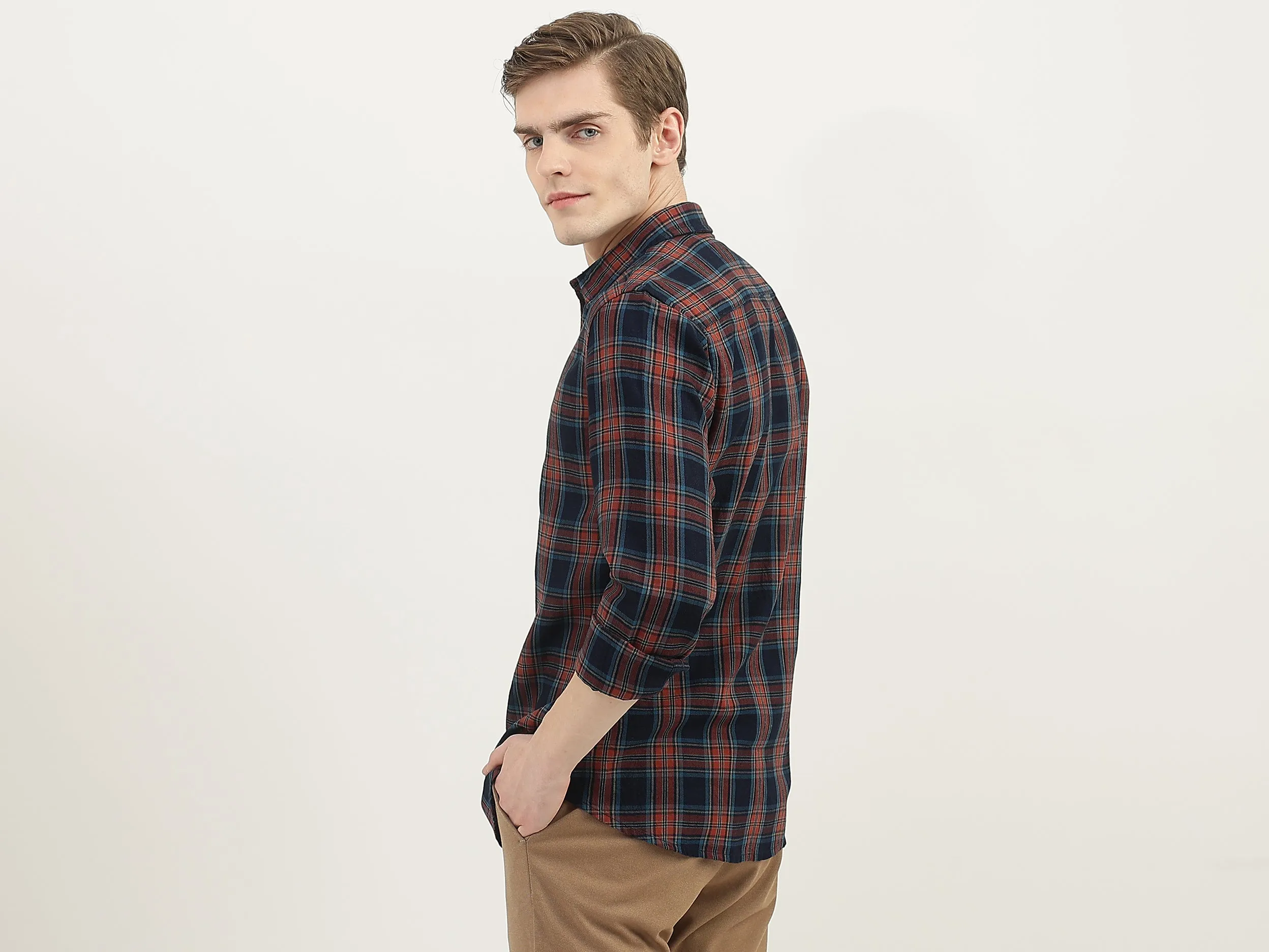 Men Checked Spread Collar Shirt