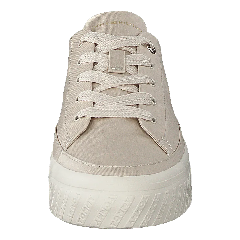 Monochromatic Vulc Sneaker Beige