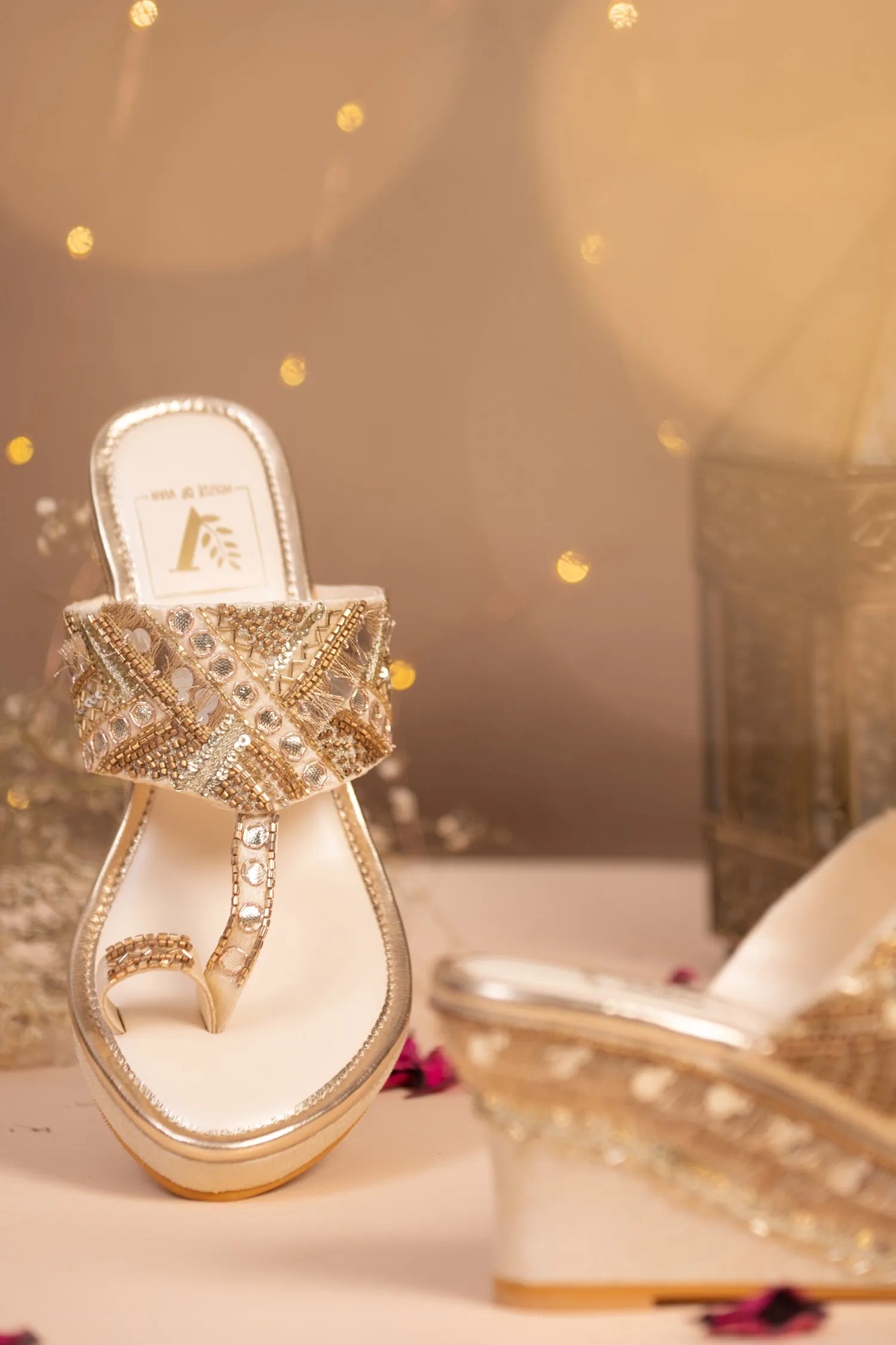 Nazm Wedges