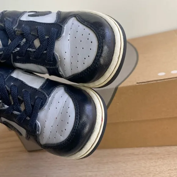 Nike Dunk Low ‘Georgetown’ Toddler Sneakers - SZ 9 C