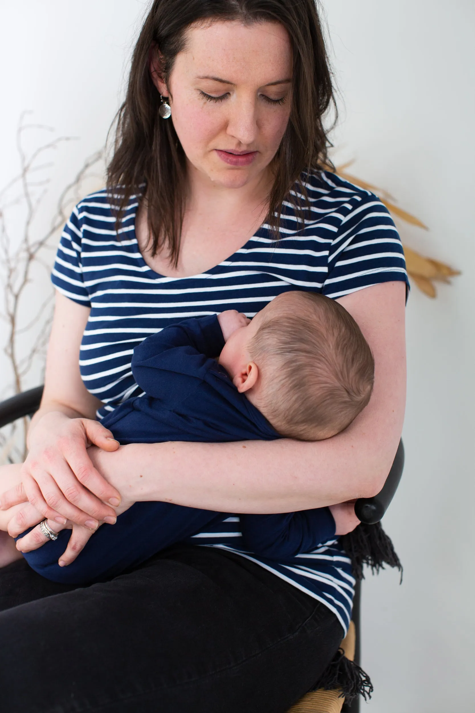 Nursing short sleeve t-shirt in Navy/White Stripes