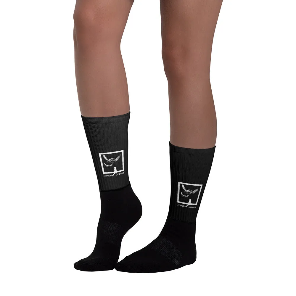 Ocean Dreams Flying Turtles Socks