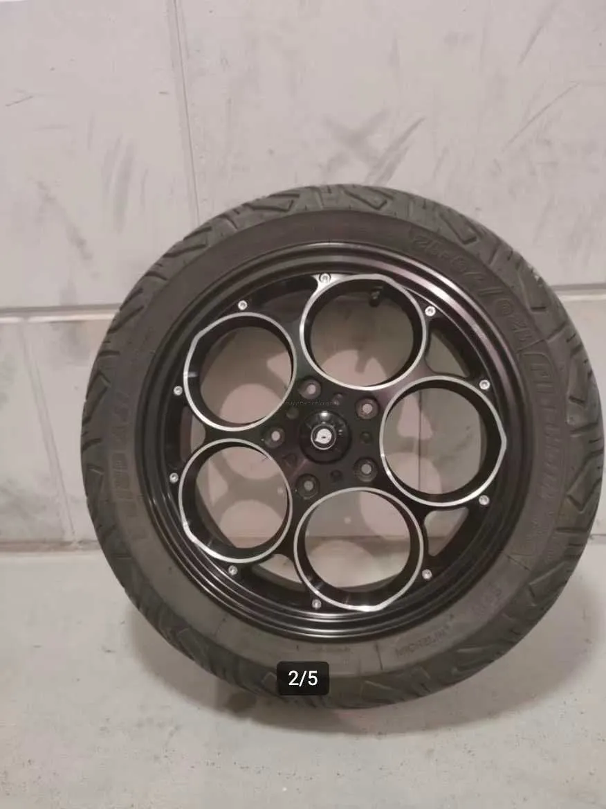 Rim Set Maru's Factory Black "Second Hand" |  Vespa GTS/GTS Super/GTV/GT 60/GT/GT L 125-300cc