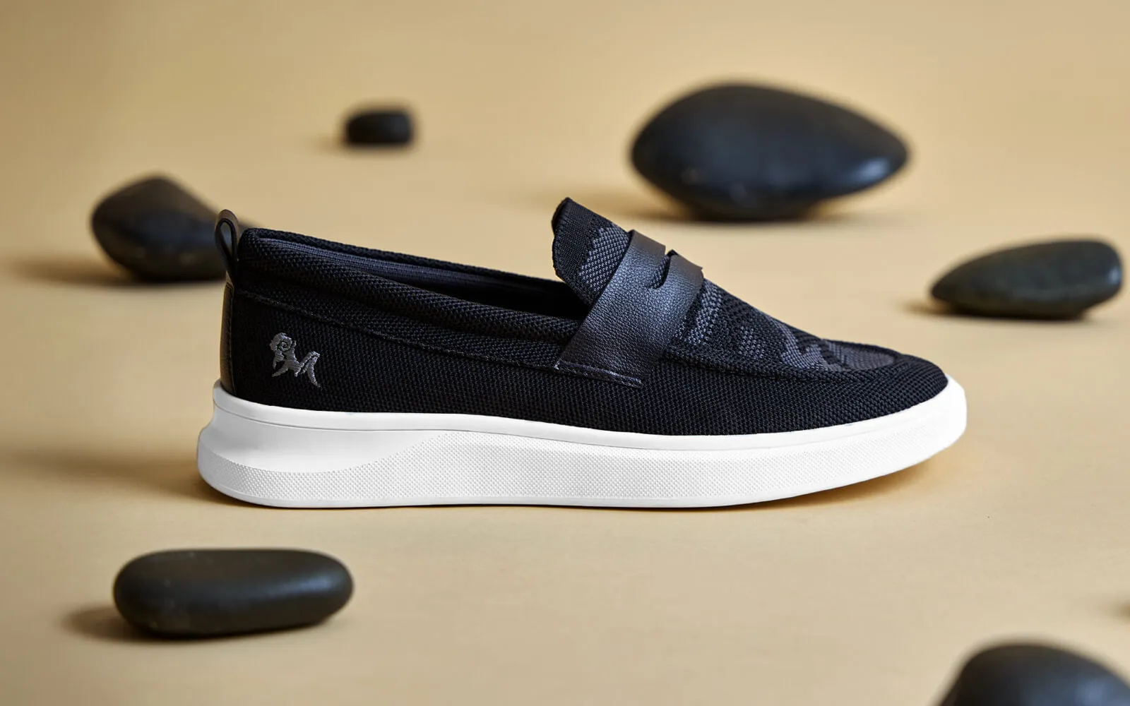 The Breezy Loafers : Black
