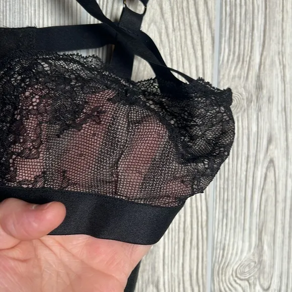 Victoria's Secret Black Strappy High Neck Teddy Lingerie Size Small NWT