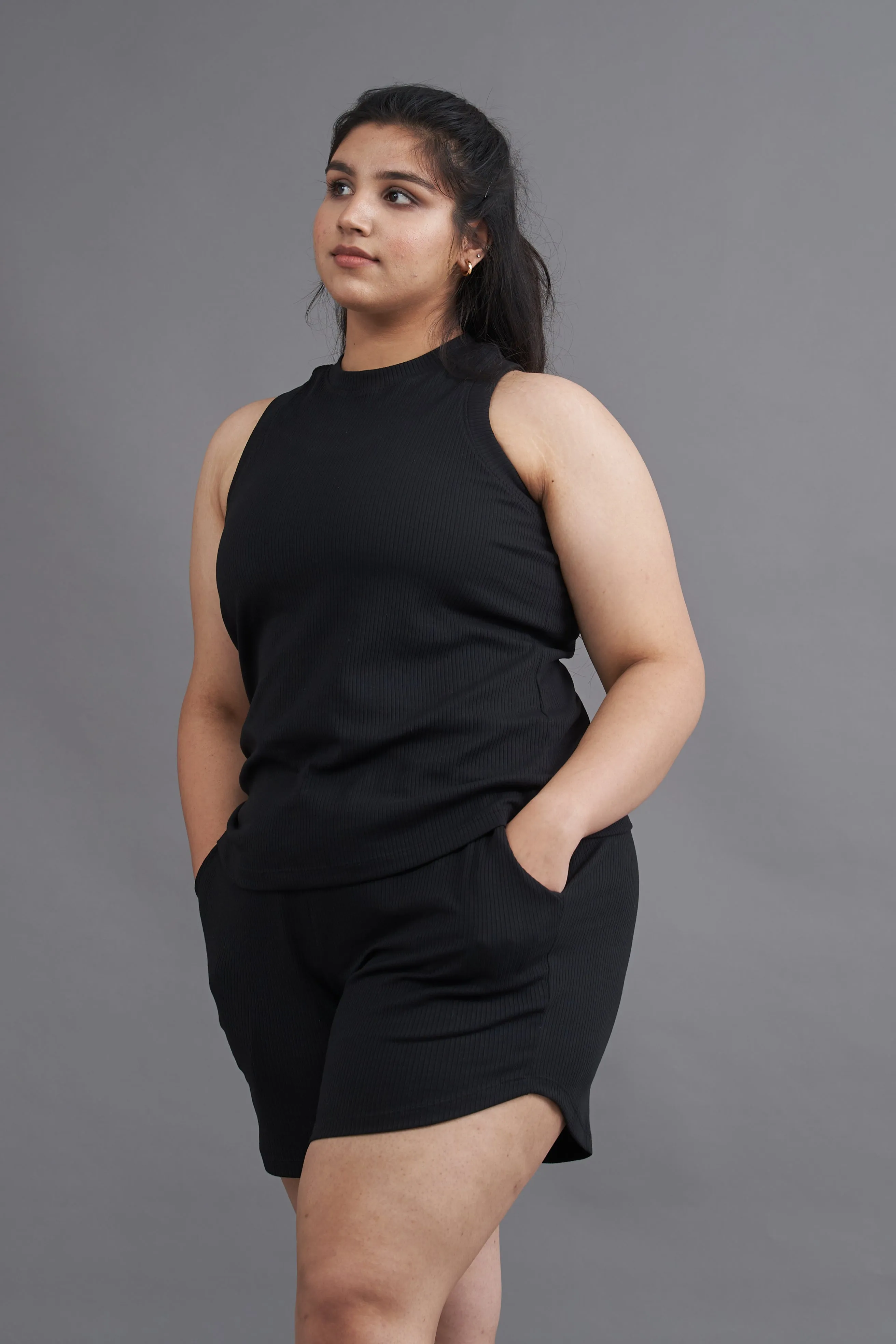 Weekend Shorts: Black