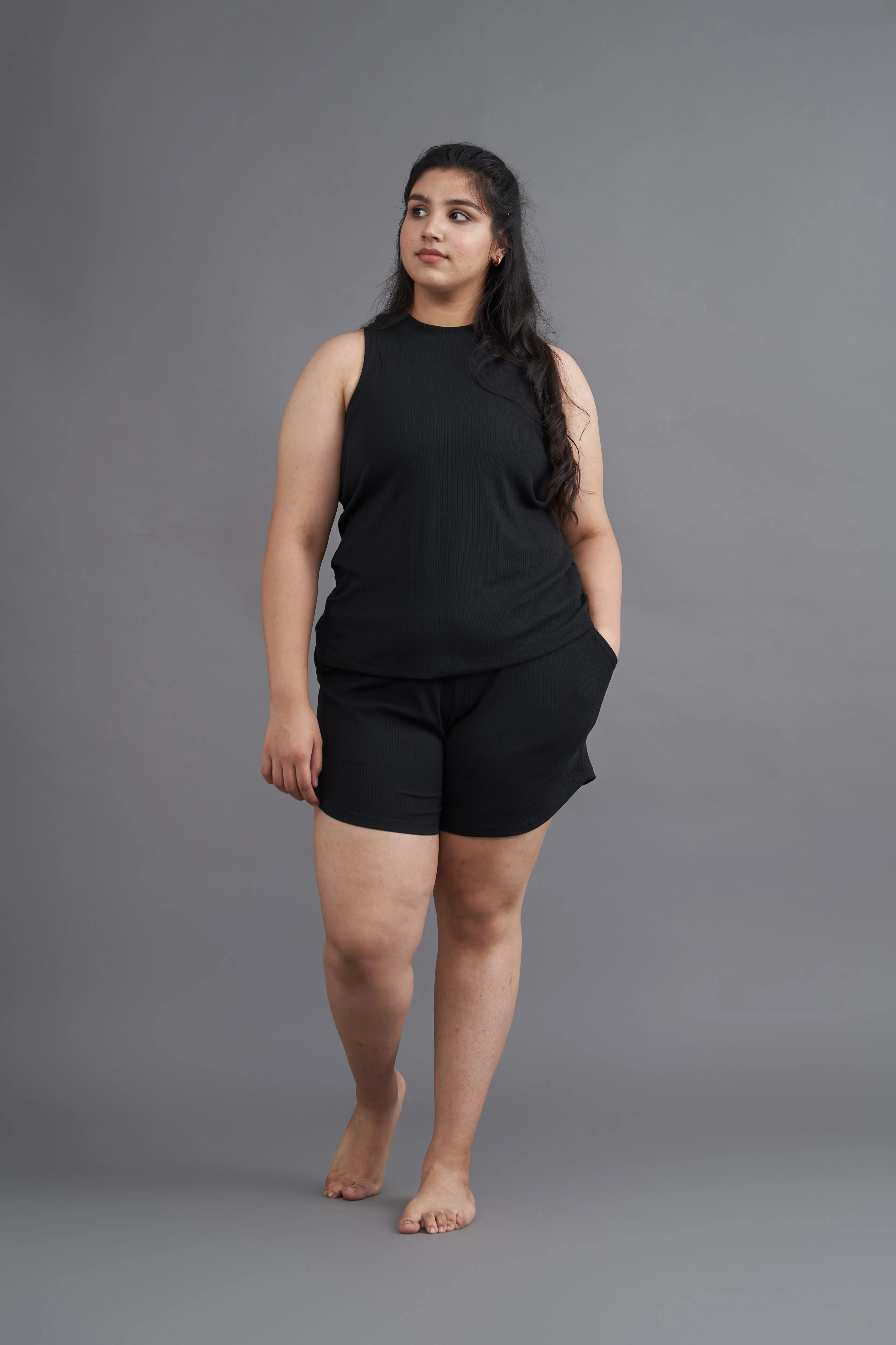 Weekend Shorts: Black