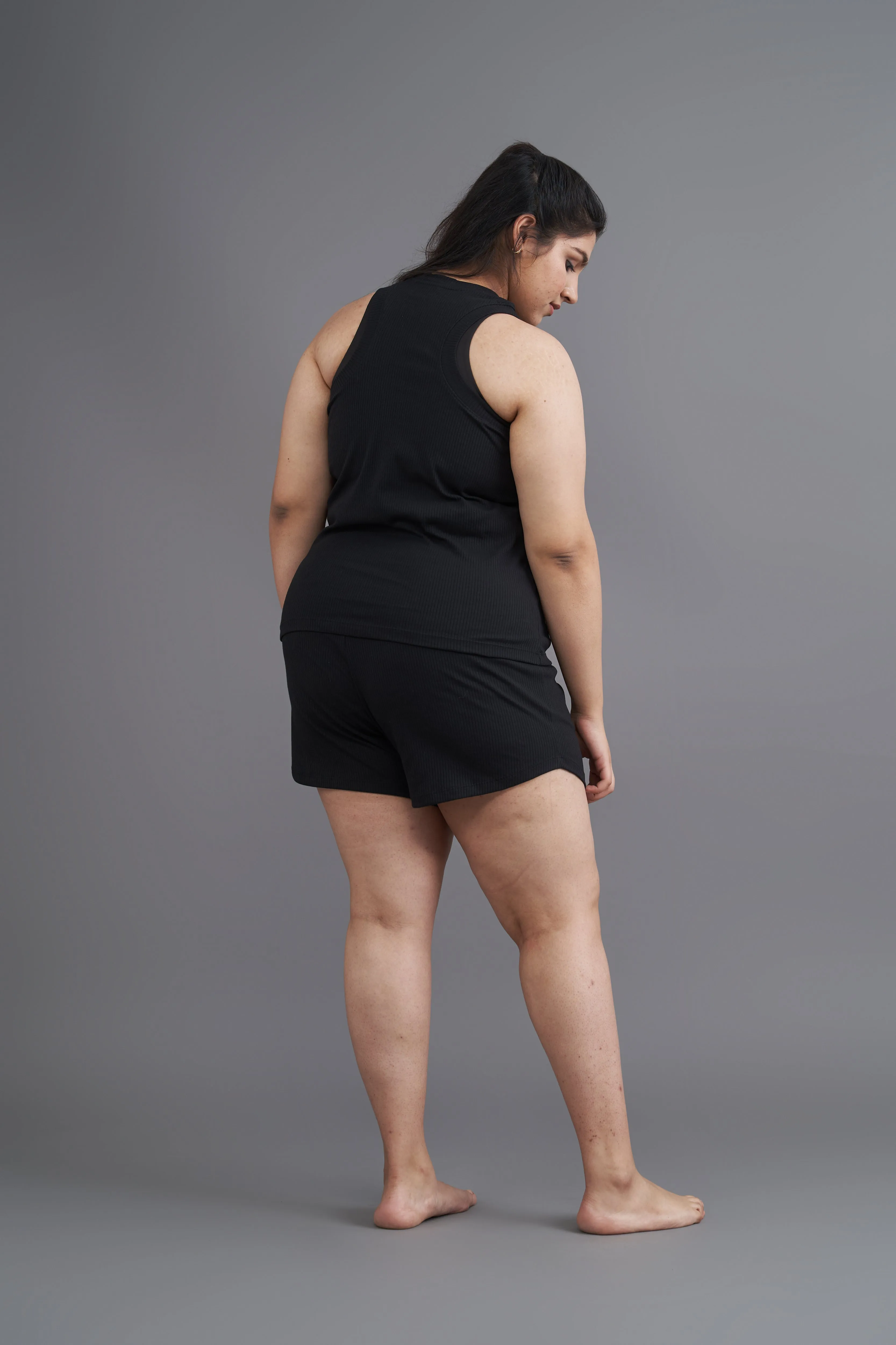 Weekend Shorts: Black