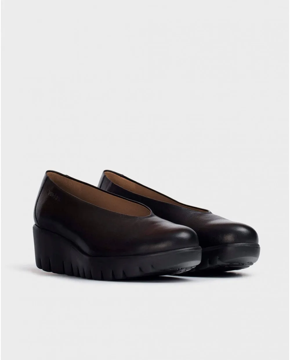 Wonders - C-33100 Black Leather Wedge